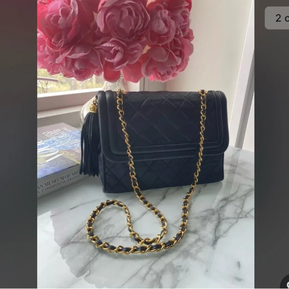 Authentic CHANEL Vintage Navy Lambskin Leather Matelassé Fringe Handbag - AS IS - Picture 4 of 11